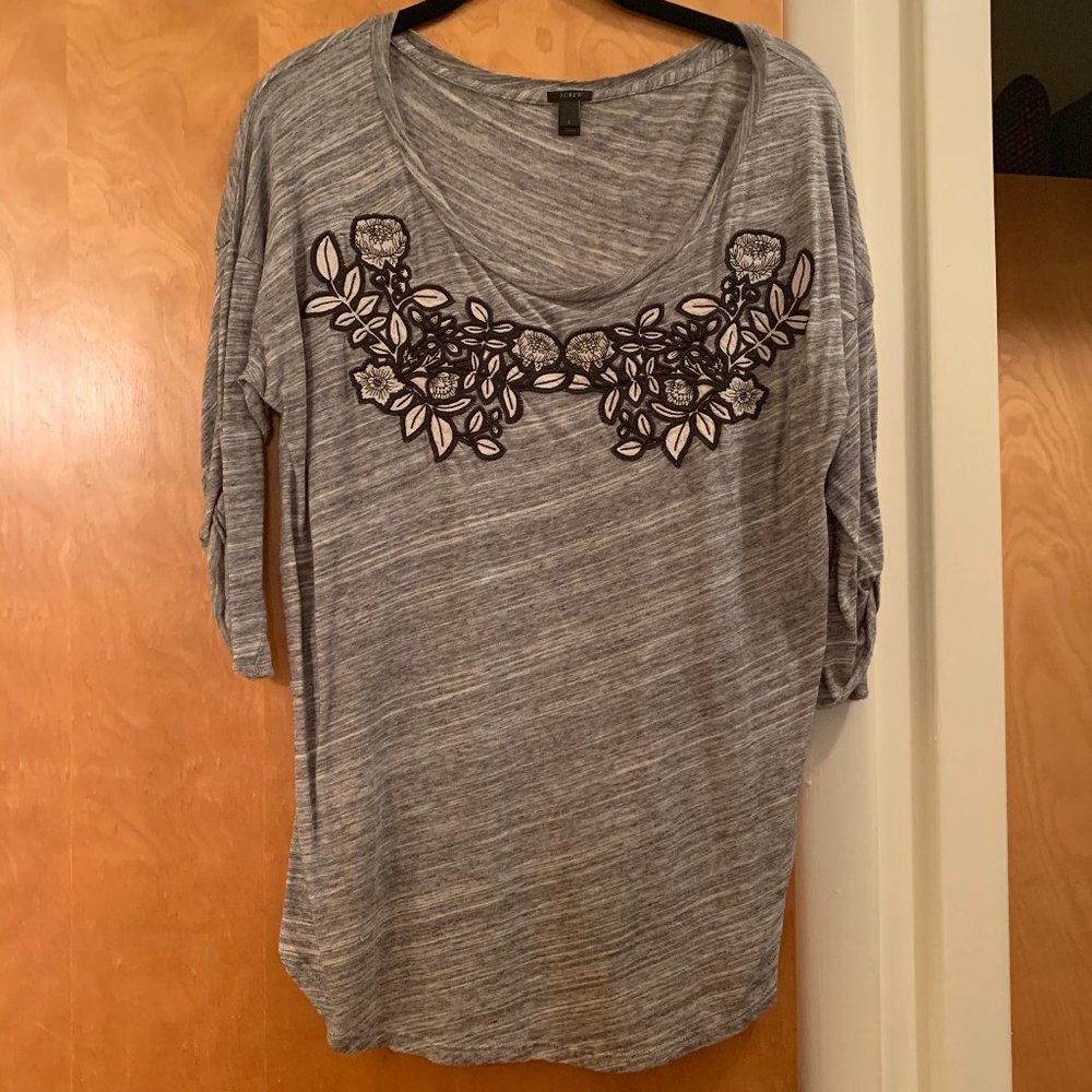 J. Crew Grey Heather Floral Embroidery Tee L EUC